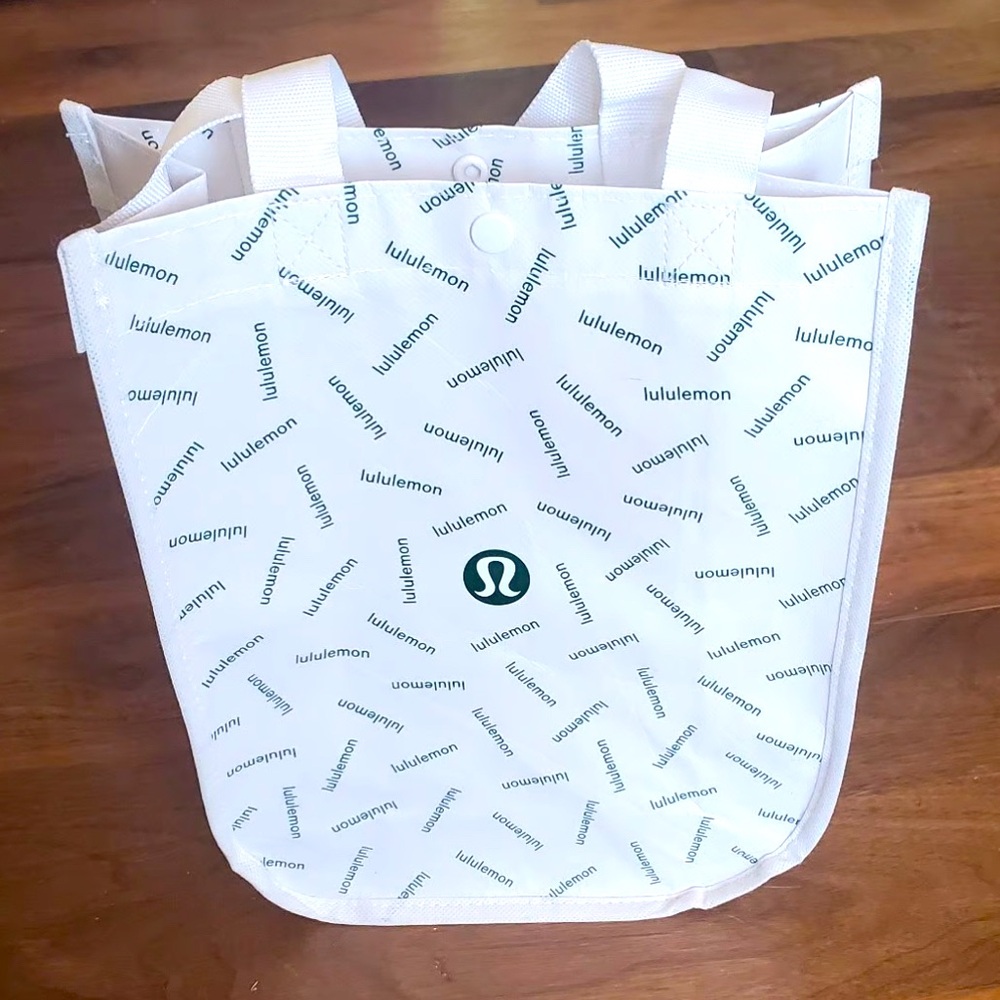 NEW LULULEMON LIMITED EDITION 2023 SMALL REUSABLE SHOPPING BAG 12 x 9